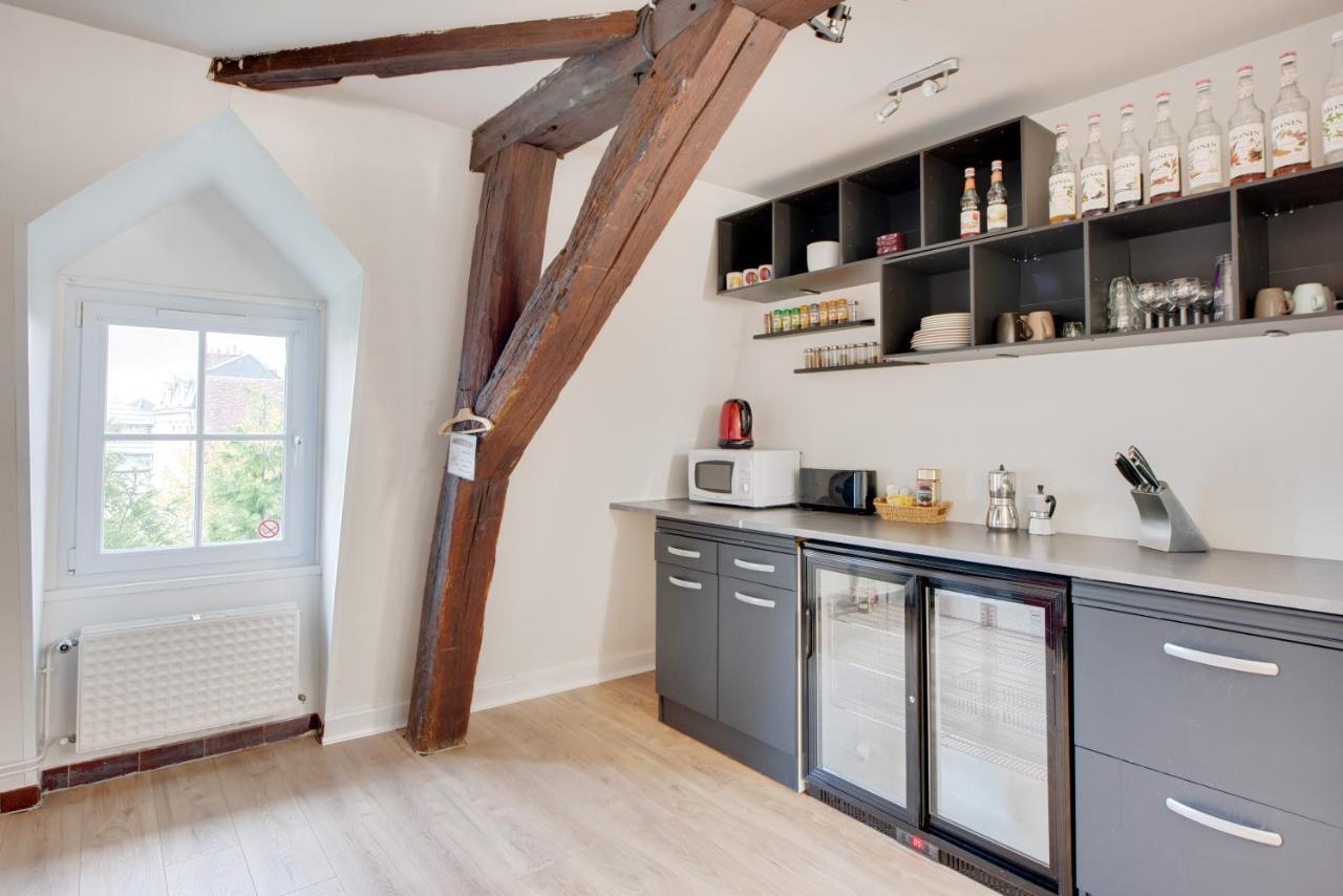 Ferienwohnung Le Grand Mirebeau Bourges Exterior foto