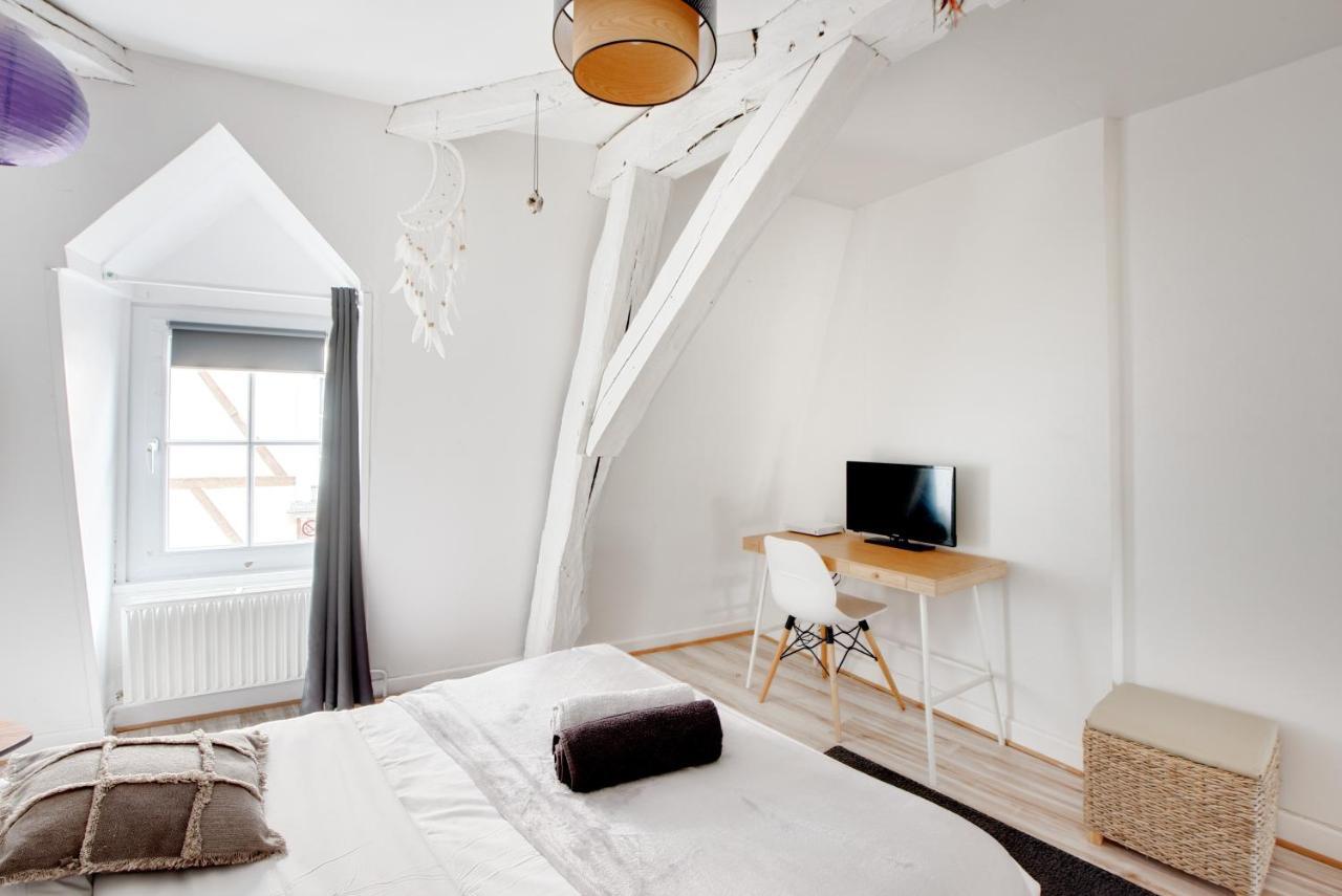 Ferienwohnung Le Grand Mirebeau Bourges Exterior foto